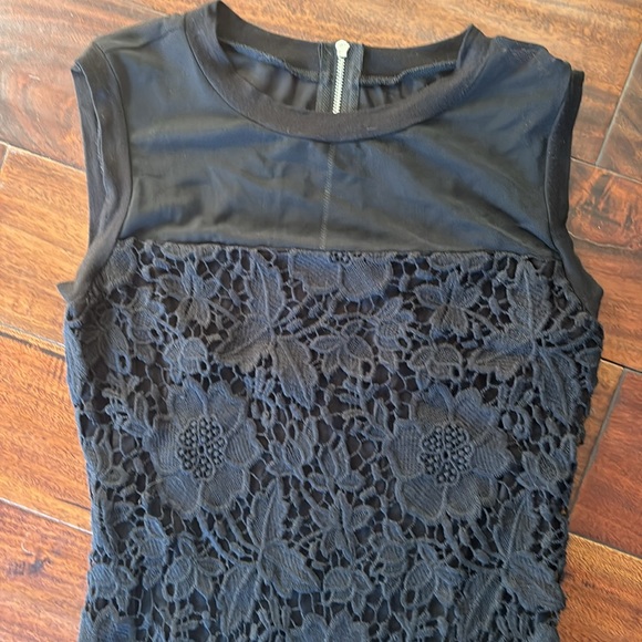 KUT from the Kloth | Black lace & Mesh dress - Picture 7 of 15